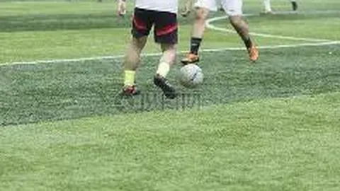 巅峰数据闪耀！场均10+4，全能防守王！湖人重磅交易，4换2良机，错过等明年！